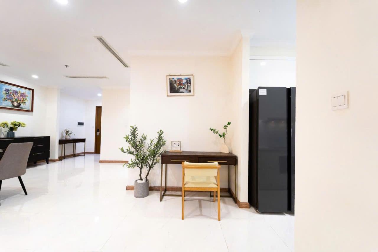 Landmark 81 Vinhomes Service