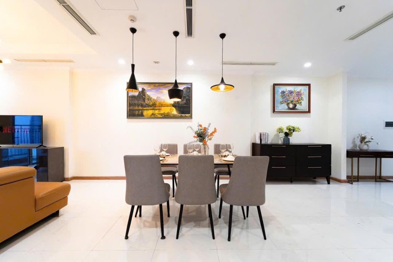 Landmark 81 Vinhomes Service *